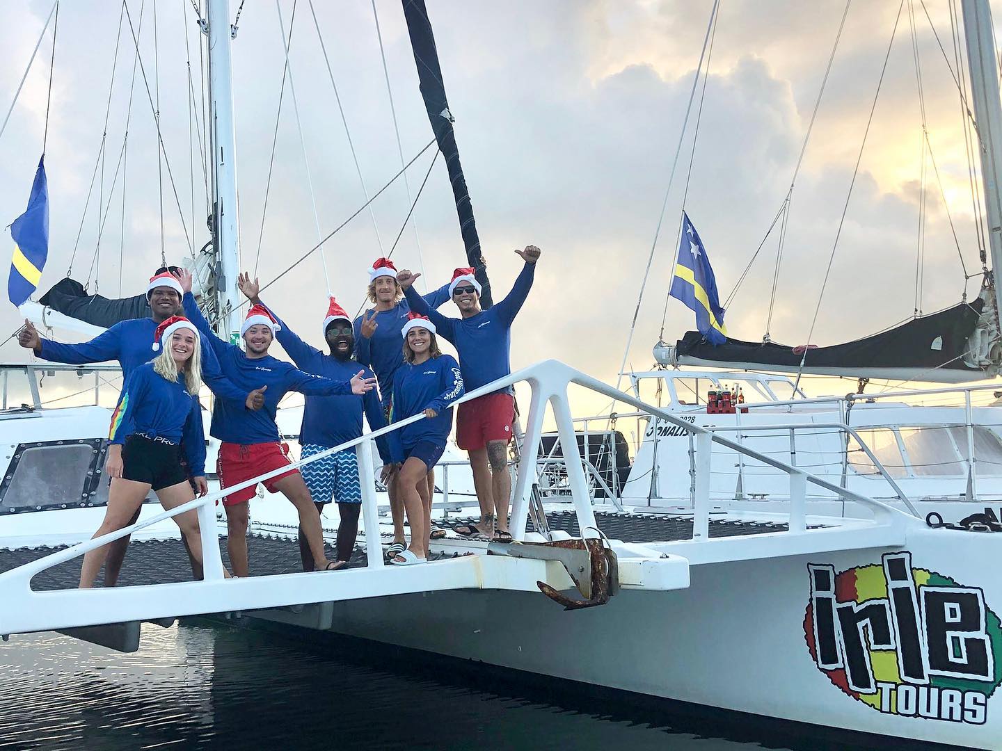 West Coast Curacao Beaches, BBQ & Blue Room Curacao - vacaystore.com