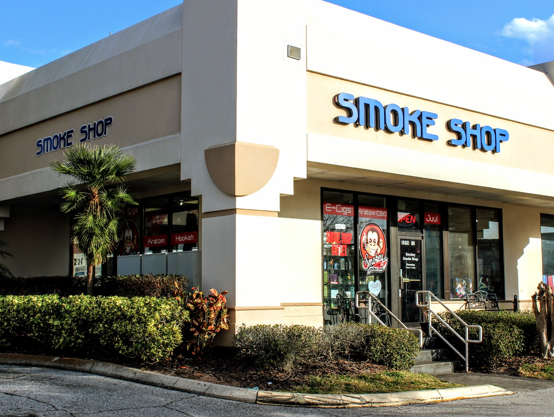 SMOKEY SMOKE SHOPS I Orlando - vacaystore.com
