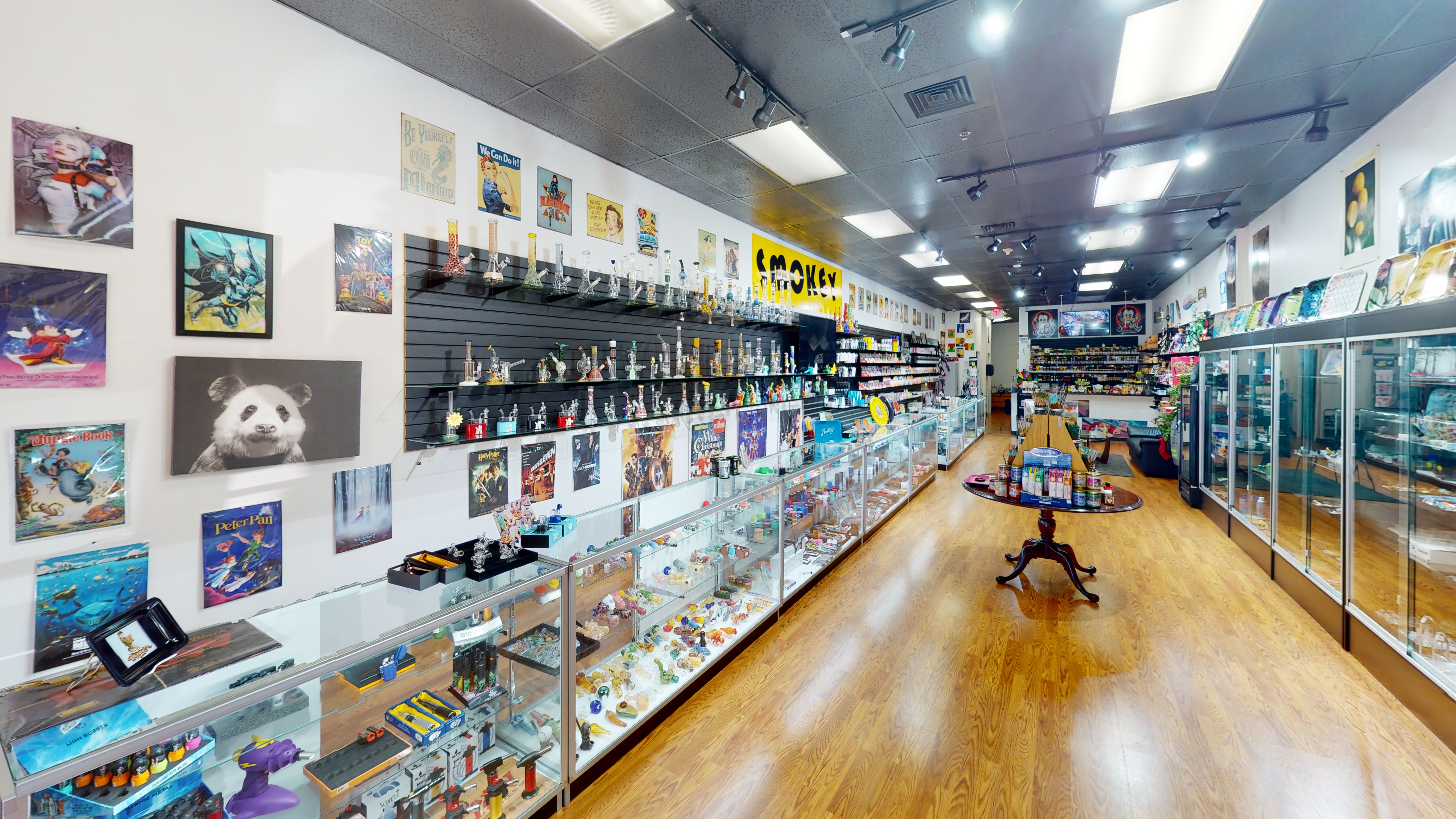 SMOKEY SMOKE SHOPS II Orlando - vacaystore.com
