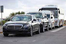 LUXURY SEDAN AIRPORT ROUND TRIP Aruba - vacaystore.com